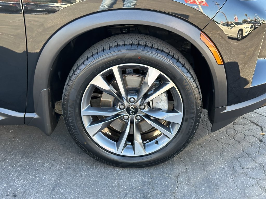 Used 2023 INFINITI QX60 Luxe w/ Cargo Package FWD image 13