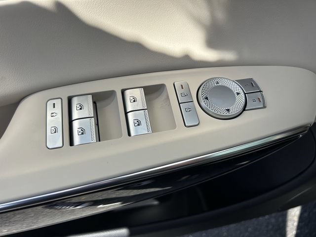 New 2026 Genesis GV70 2.5T AWD/4WD image 23