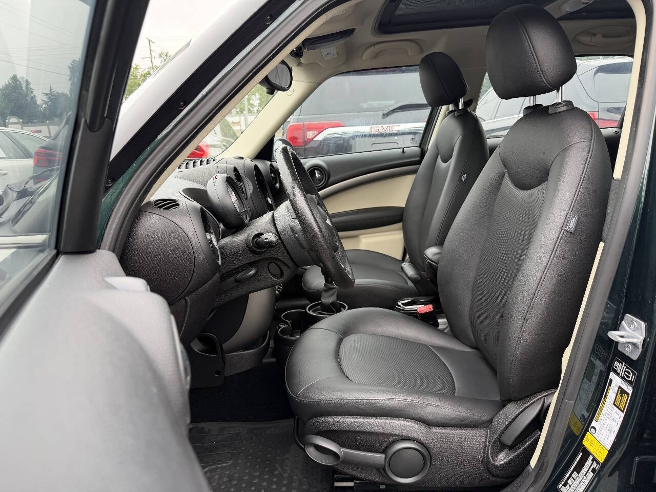 Used 2013 MINI Cooper Countryman FWD image 8
