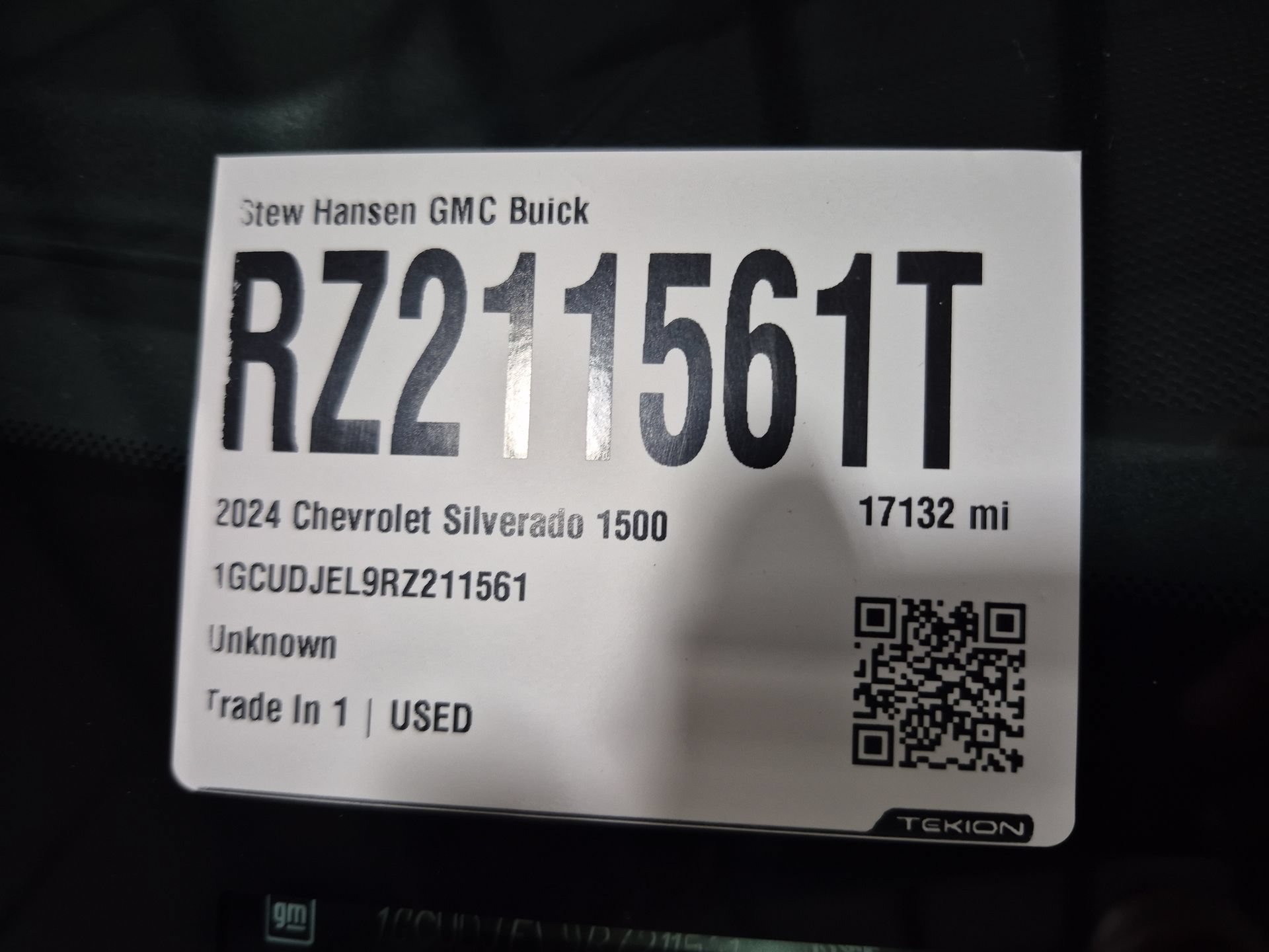 Used 2024 Chevrolet Silverado 1500 High Country w/ High Country Premium Package AWD/4WD image 35