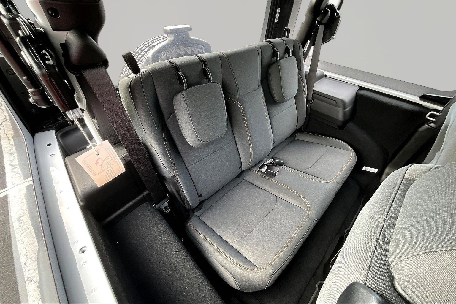 Used 2026 Jeep Wrangler Sport AWD/4WD image 10