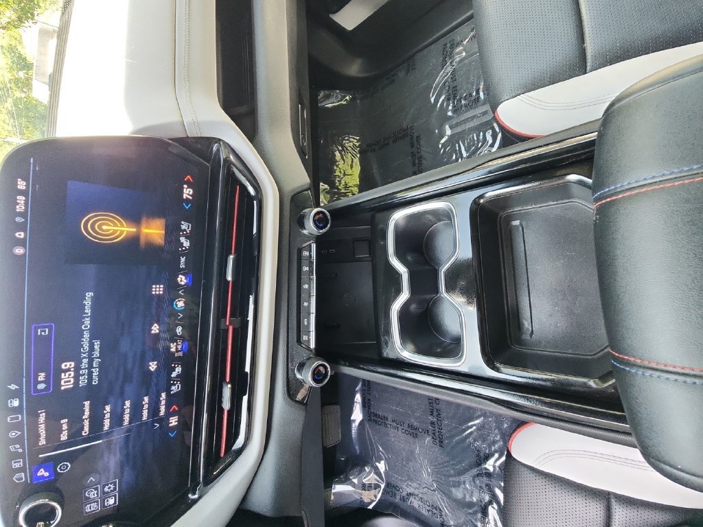 Certified 2025 Chevrolet Silverado EV RST AWD/4WD image 23