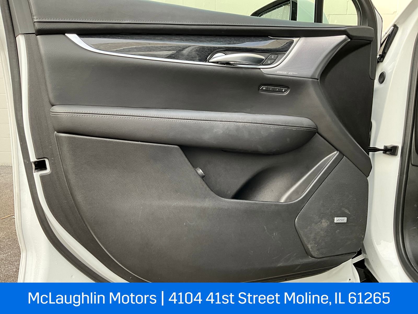 Certified 2022 Cadillac XT5 Premium Luxury w/ LPO, Floor Liner Package image 11