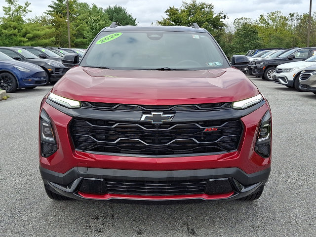 Used 2026 Chevrolet Equinox RS w/ LPO, Floor Liner Package AWD/4WD image 2