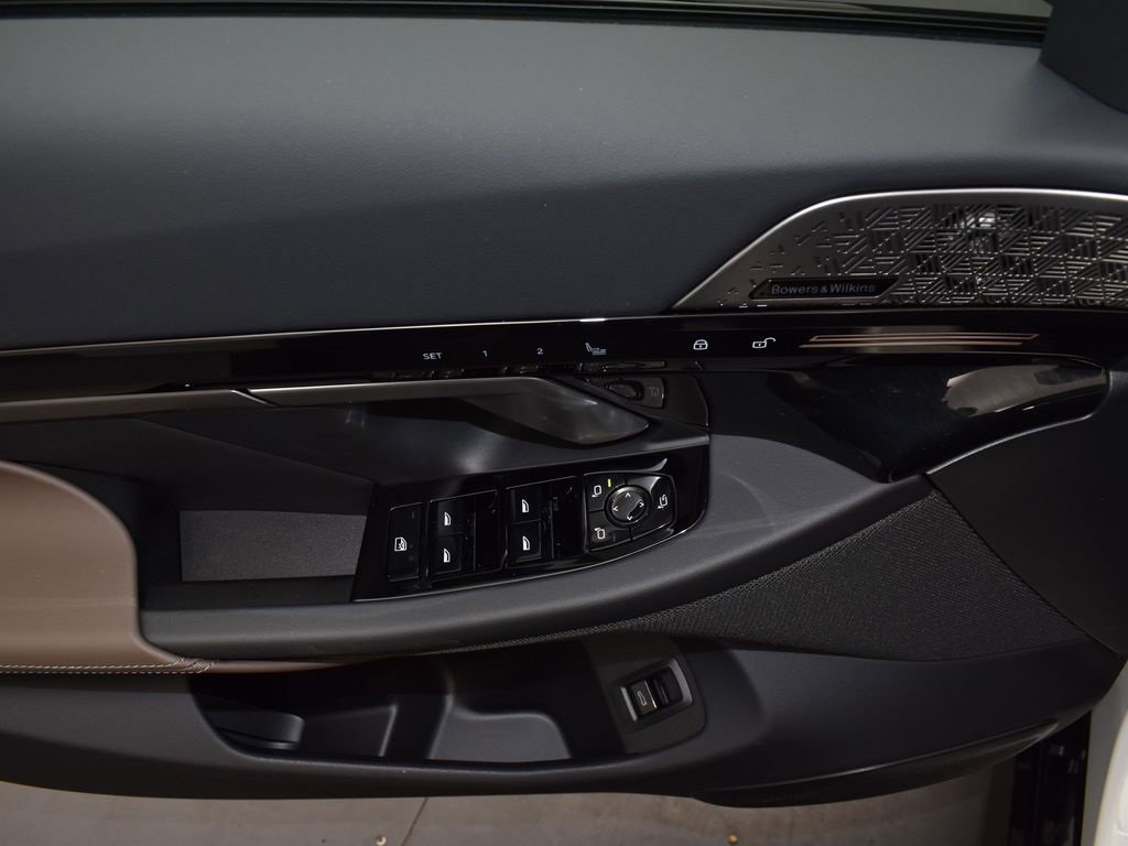 New 2026 BMW 530i w/ M Sport Package image 11