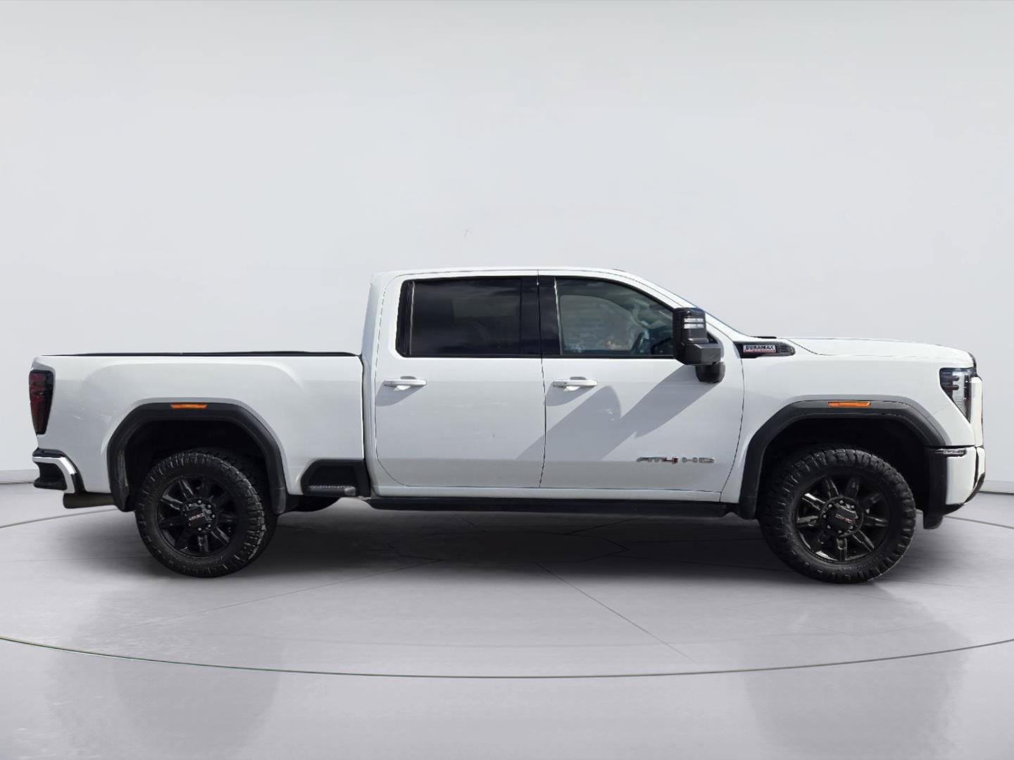 Used 2024 GMC Sierra 2500 AT4 w/ AT4 Premium Plus Package AWD/4WD image 4