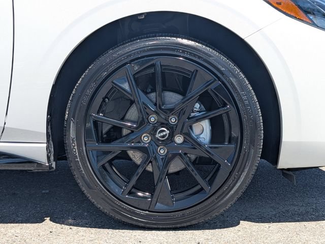 Used 2025 Nissan Sentra SR w/ Midnight Edition FWD image 10