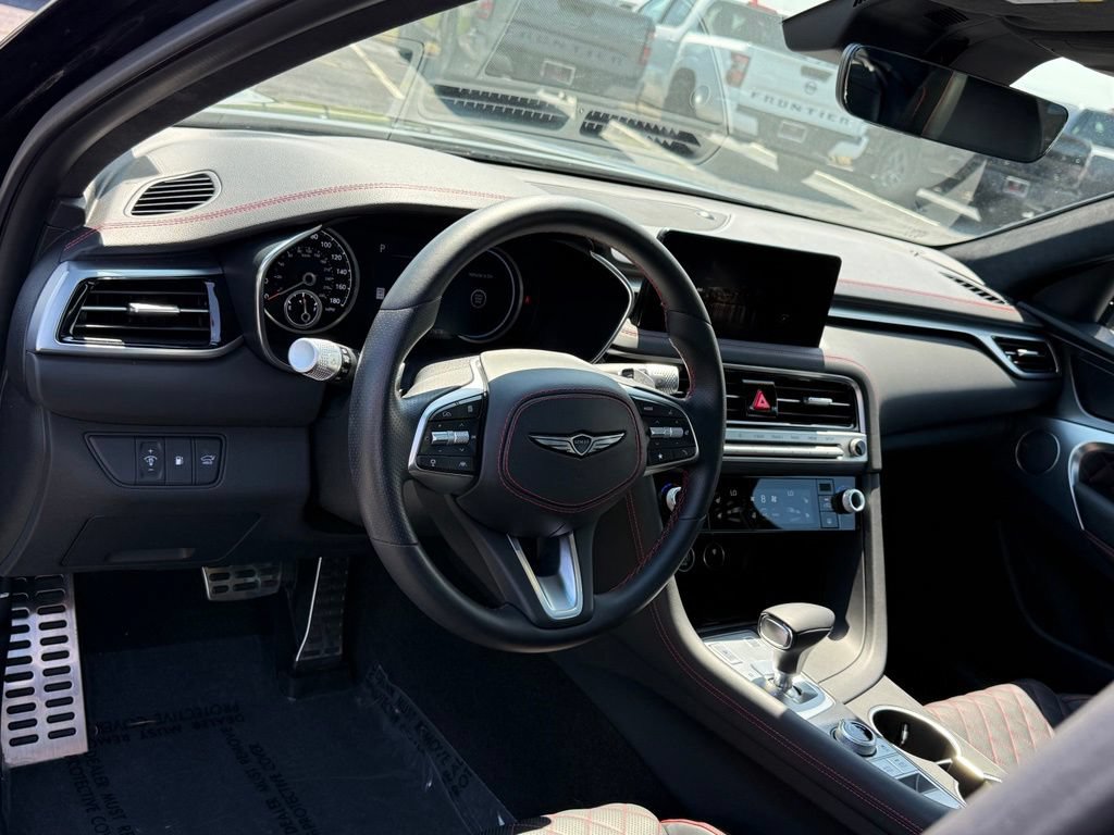 Used 2025 Genesis G70 3.3T Advanced w/ Sport Prestige Package RWD image 4