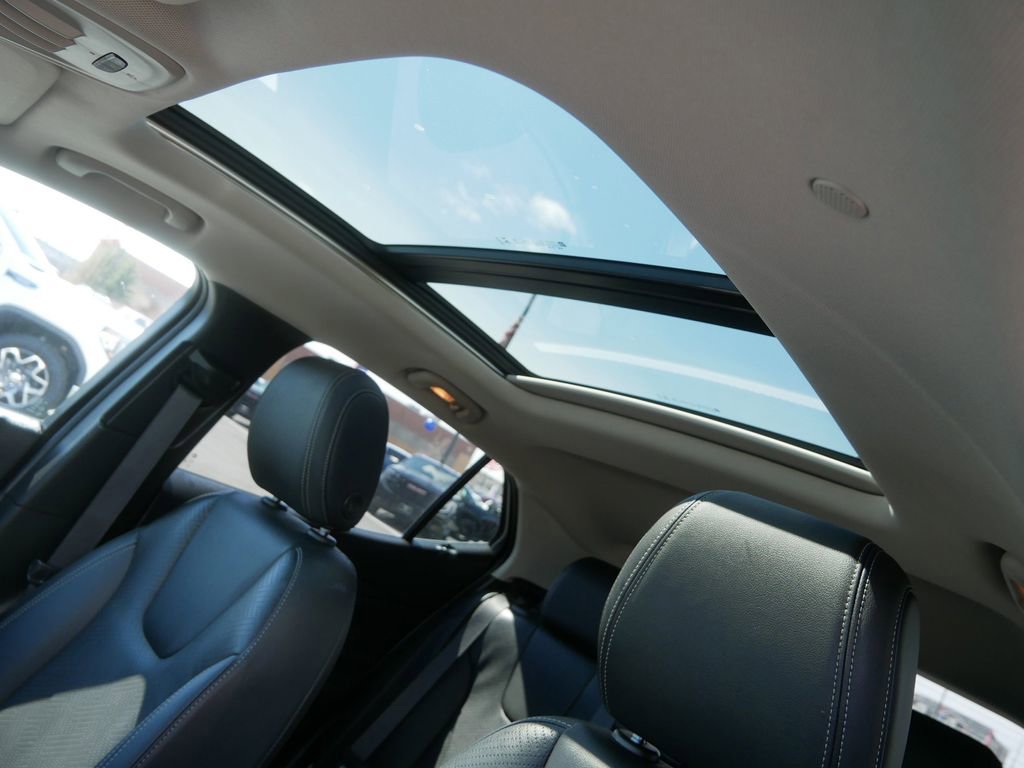 Used 2023 Buick Encore GX Essence w/ Experience Buick Package image 11