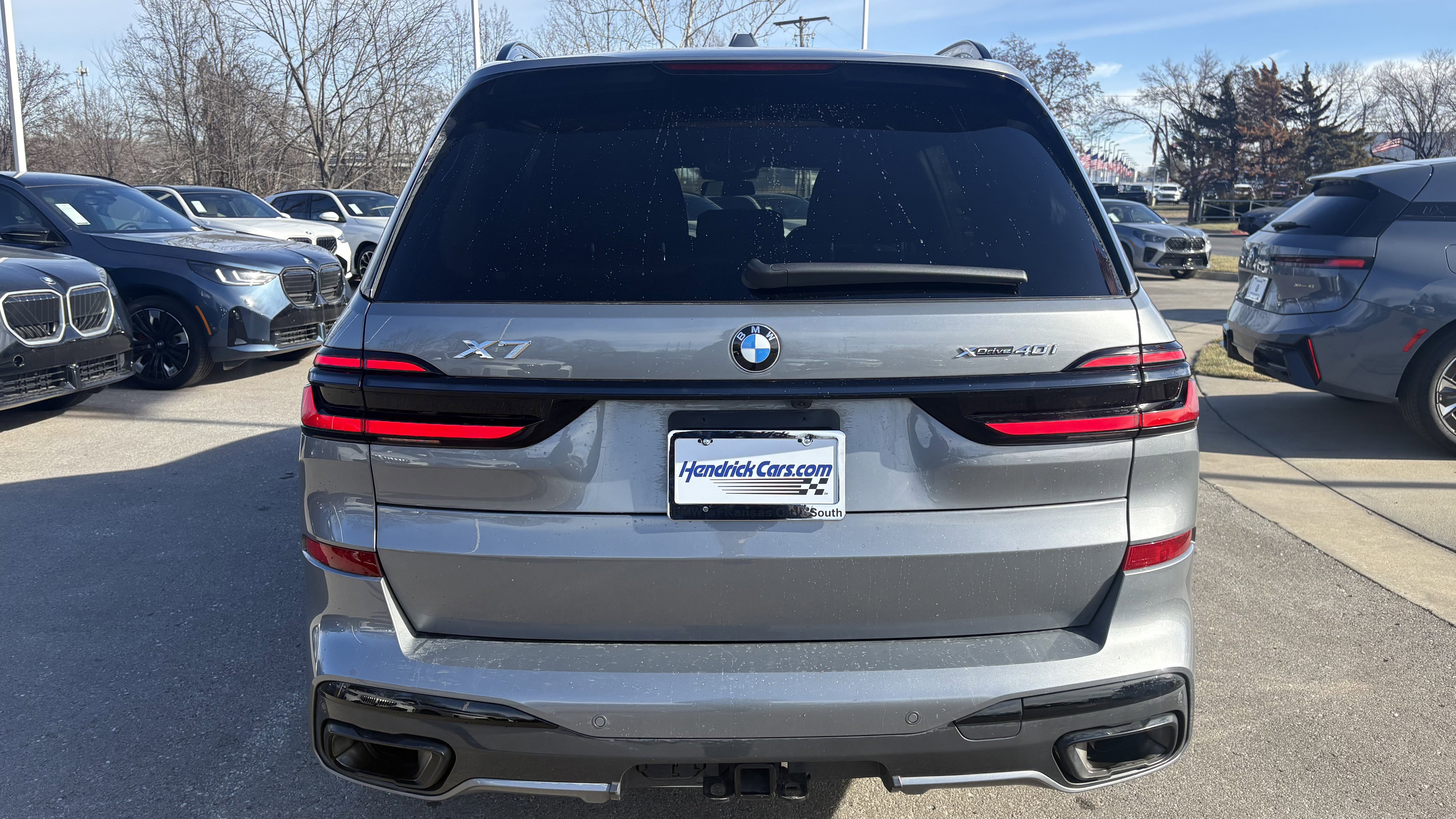 Used 2024 BMW X7 xDrive40i w/ M Sport Package image 9