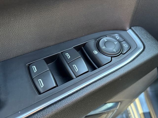 Used 2024 Chevrolet Silverado 1500 LT image 17