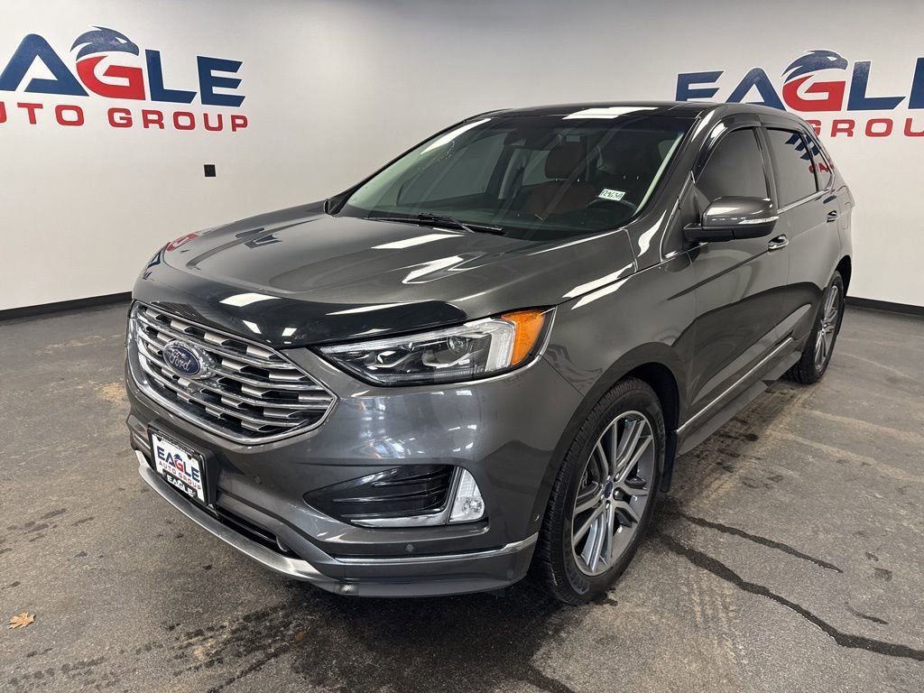 Used 2019 Ford Edge Titanium w/ Equipment Group 301A image 5