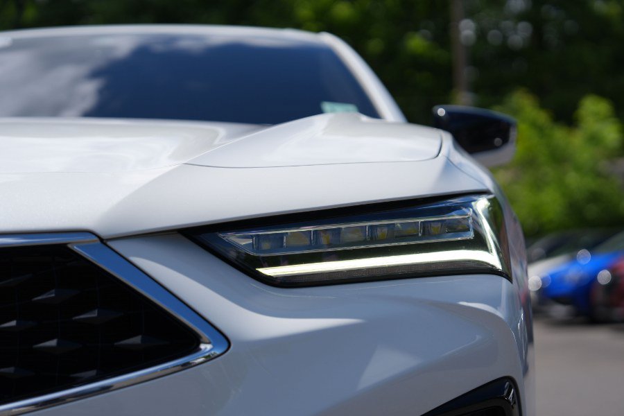 Used 2023 Acura TLX w/ Technology Package FWD image 10
