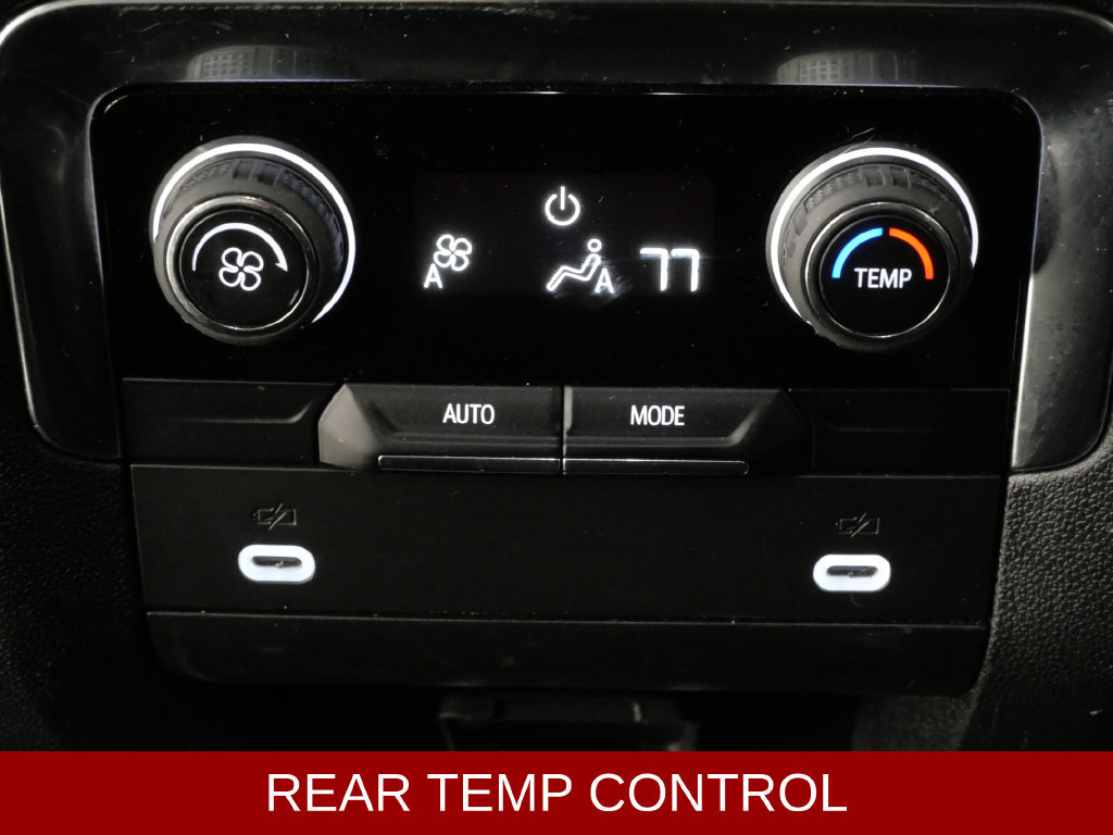 Used 2024 Chevrolet Tahoe LT AWD/4WD image 23