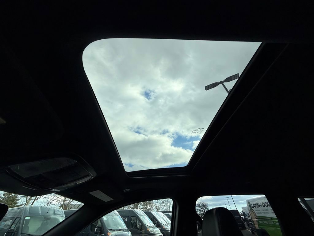 Used 2019 Jeep Grand Cherokee Altitude image 28