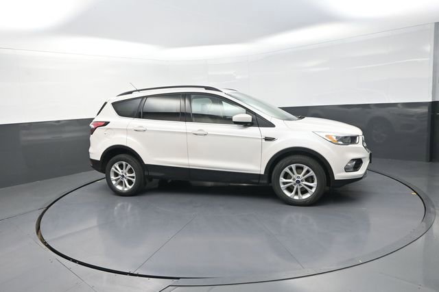 Used 2018 Ford Escape SE image 93
