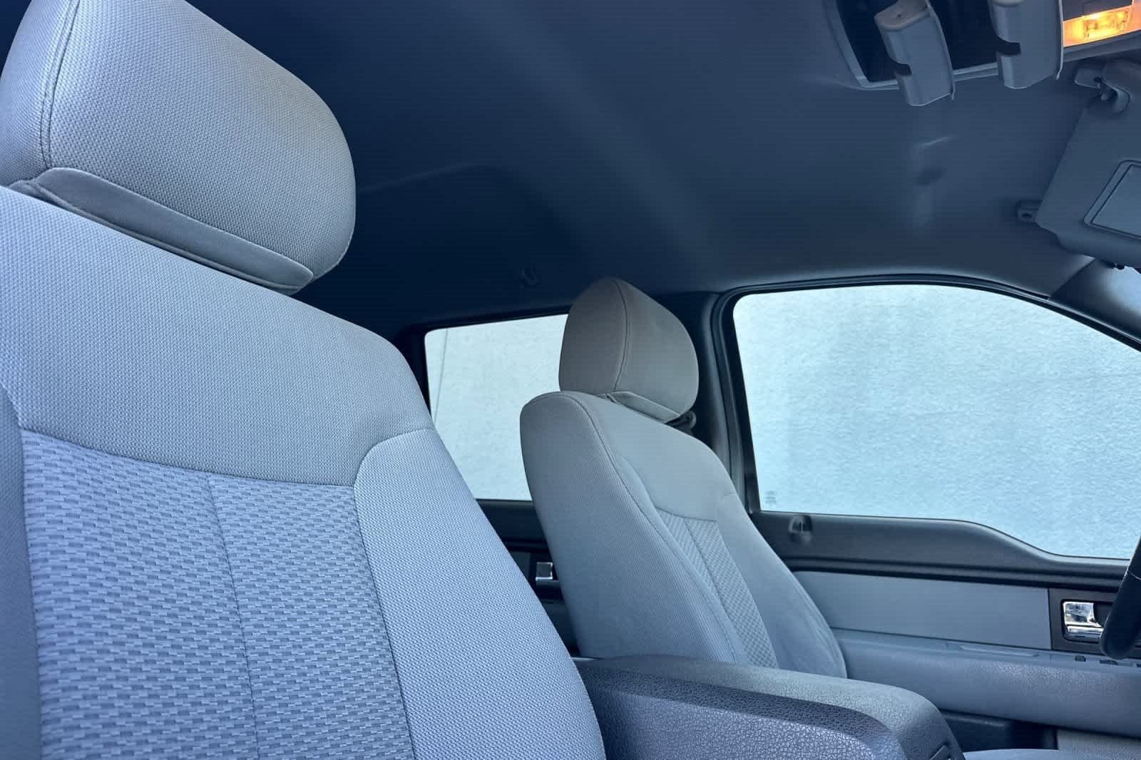 Used 2013 Ford F150 XLT w/ XLT Chrome Pkg image 16