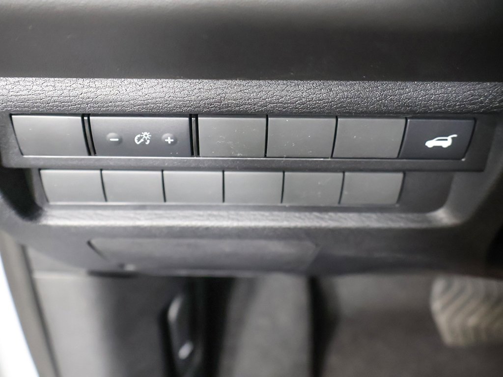 New 2025 Mitsubishi Outlander Trail Edition image 42