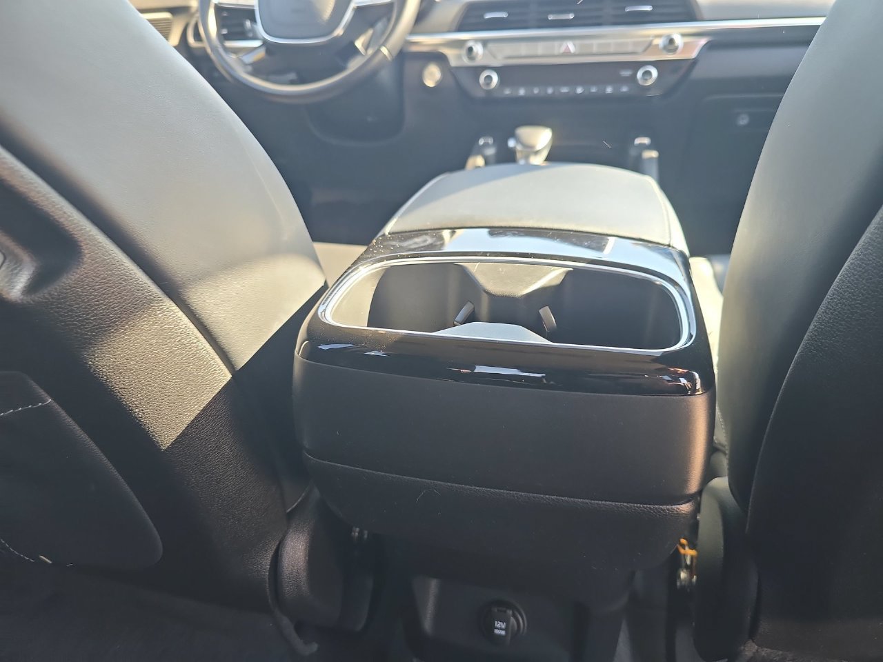 Used 2022 Kia Telluride S AWD/4WD image 22