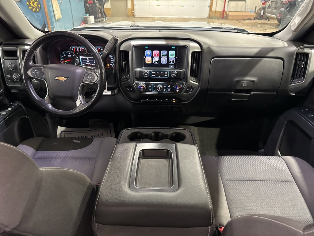 Used 2018 Chevrolet Silverado 1500 LT w/ All Star Edition image 31