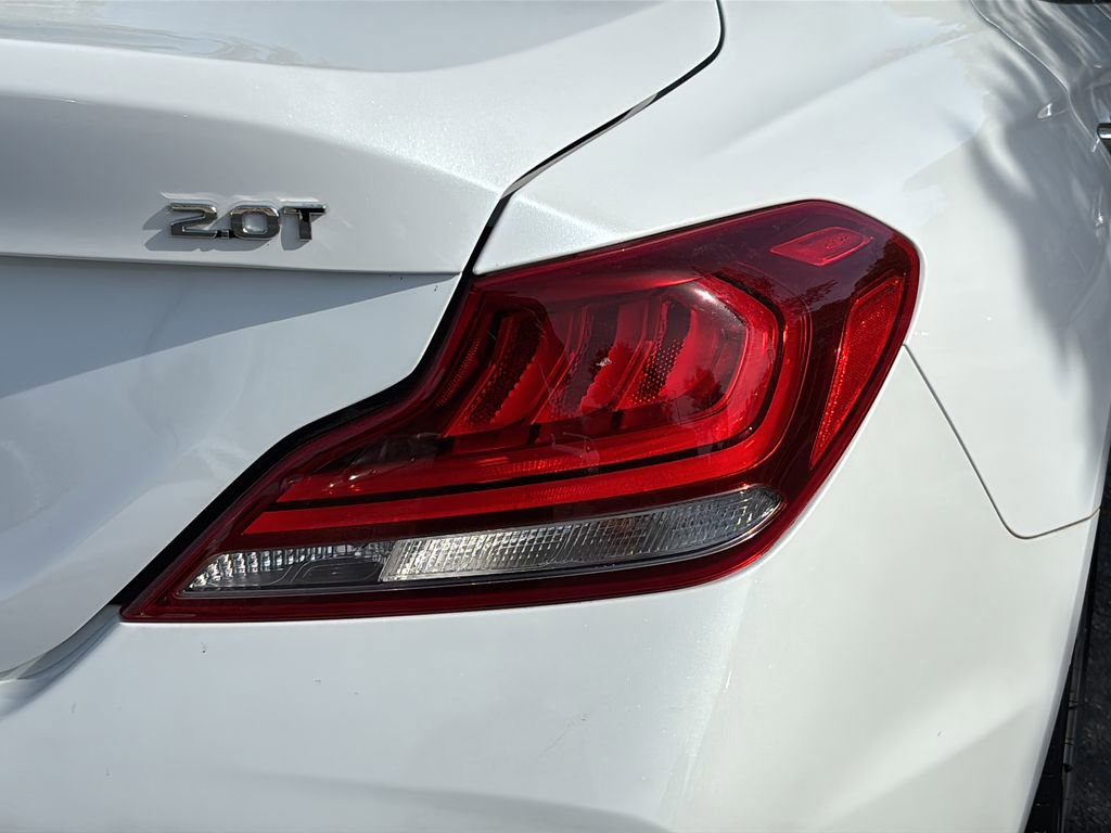 Used 2020 Genesis G70 2.0T w/ Prestige Package image 46