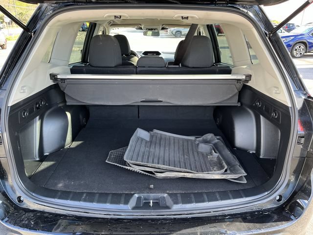 Used 2023 Subaru Forester Premium AWD/4WD image 22