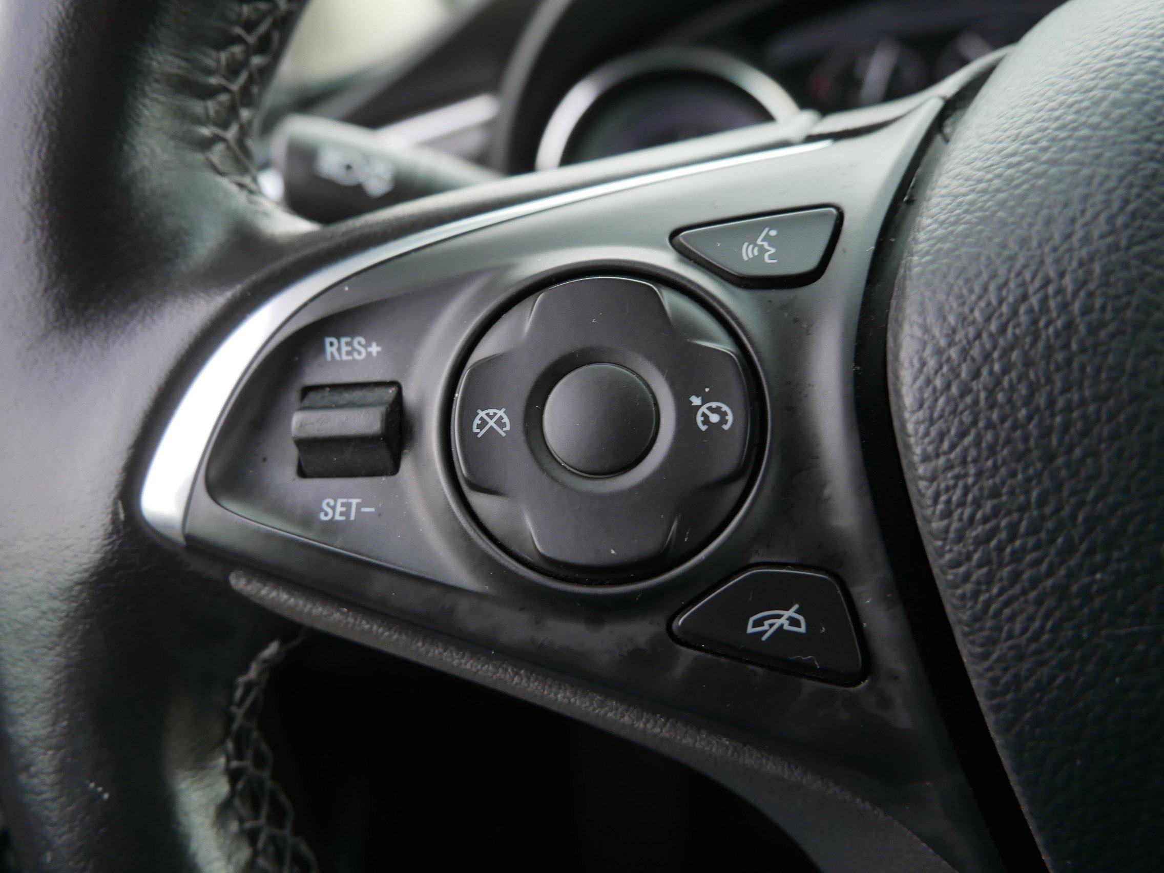 Used 2019 Buick Envision Preferred w/ LPO, Active Package image 25