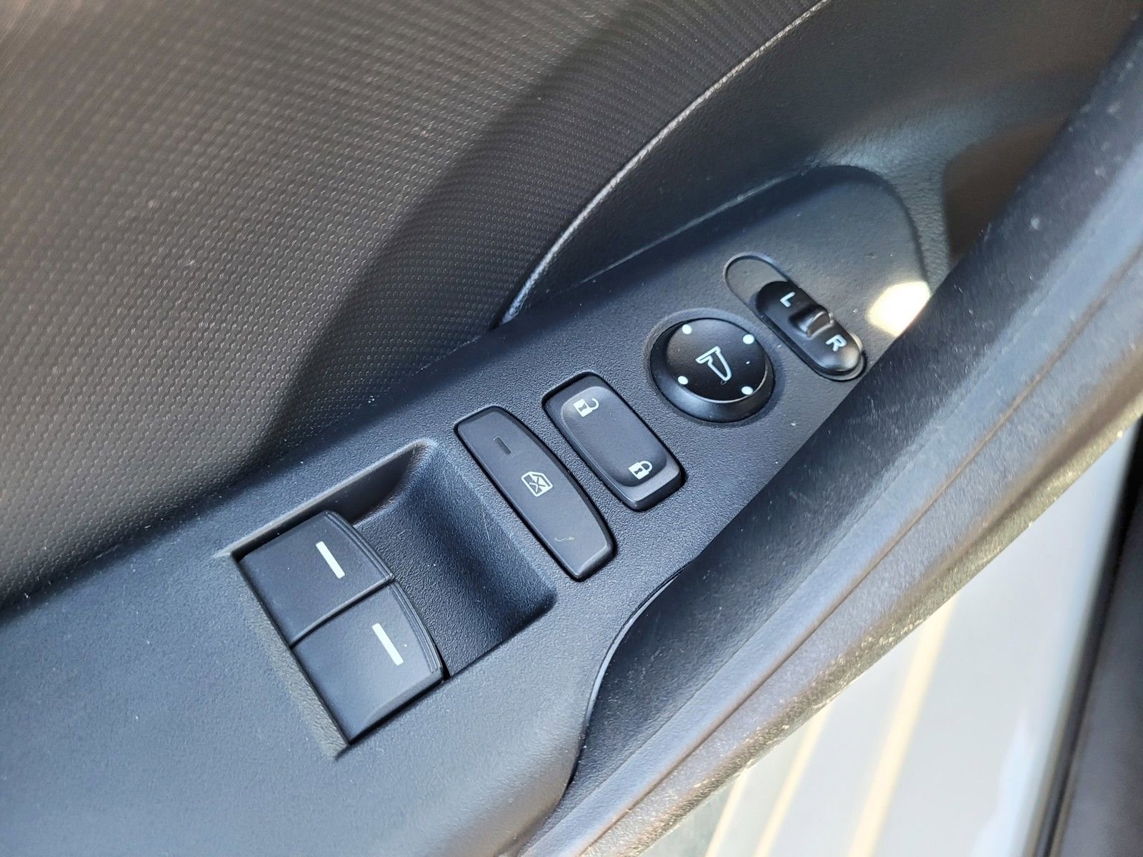 Used 2019 Honda Civic LX image 16