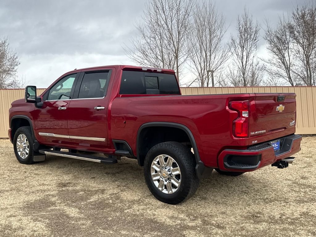 Used 2024 Chevrolet Silverado 2500 High Country AWD/4WD image 6