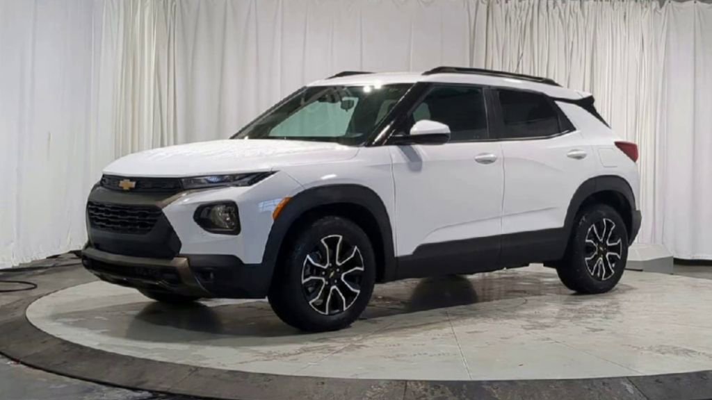 Used 2023 Chevrolet TrailBlazer ACTIV image 5