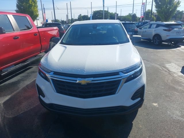 Certified 2024 Chevrolet Equinox LS w/ Driver Confidence II Package FWD image 5