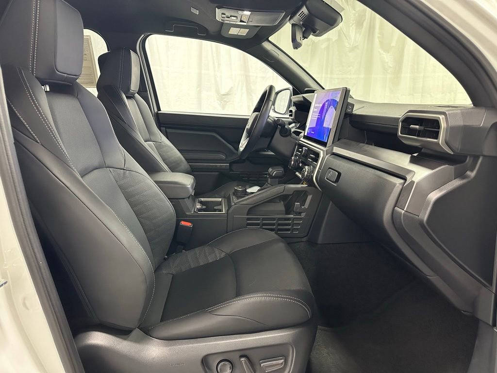 Used 2025 Toyota 4Runner TRD Off-Road Premium image 59