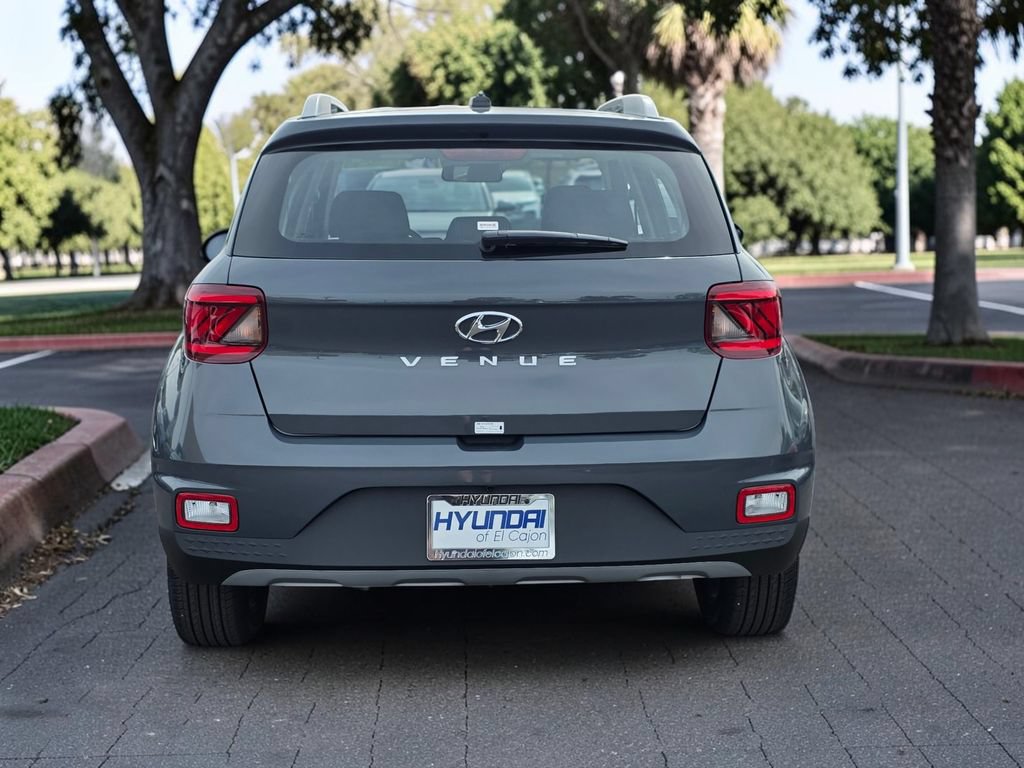 New 2026 Hyundai Venue SEL FWD image 6