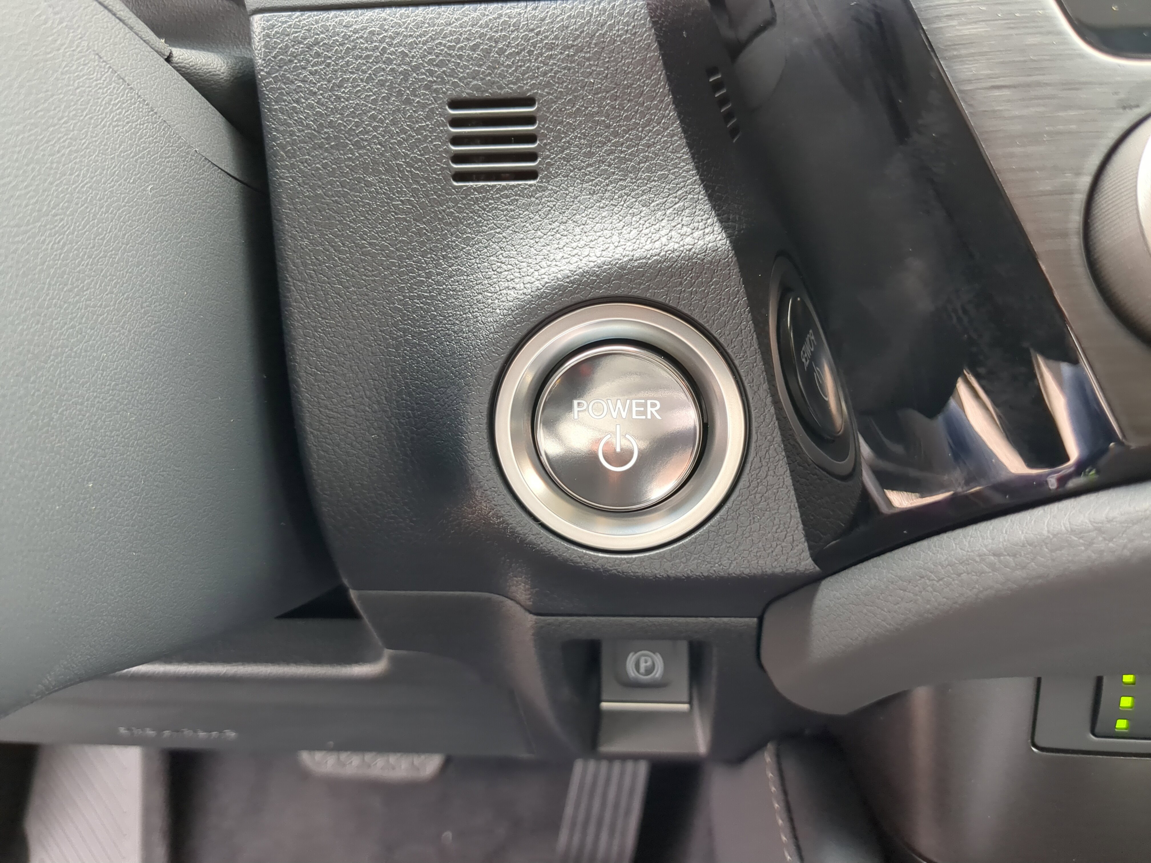 New 2025 Lexus ES 300h w/ Premium Package image 32