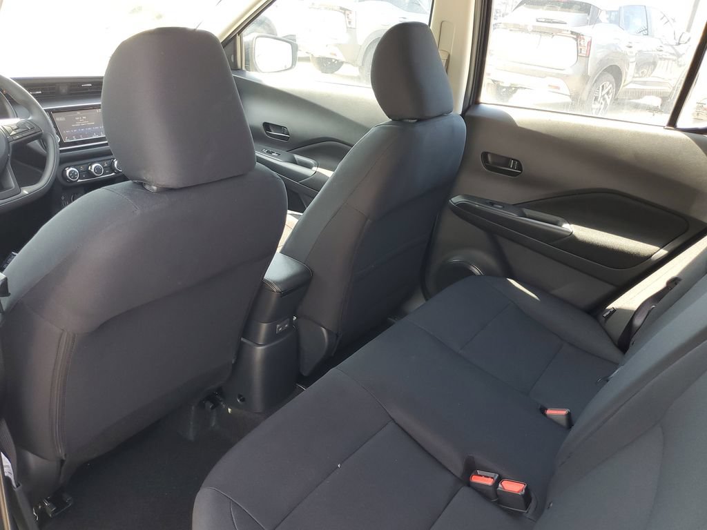 New 2025 Nissan Kicks Play S FWD image 9