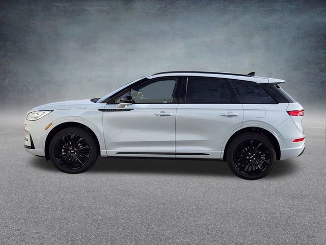 New 2026 Lincoln Corsair Reserve image 4