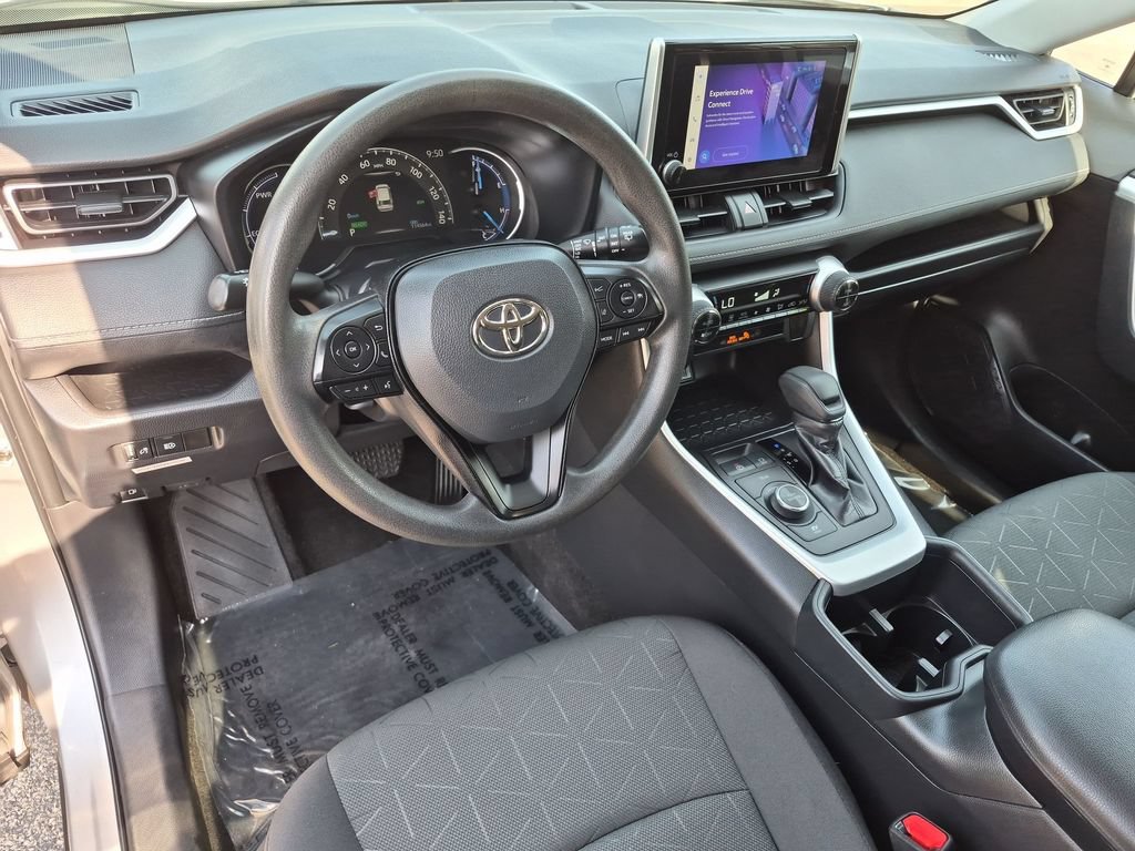 Used 2023 Toyota RAV4 XLE AWD/4WD image 16