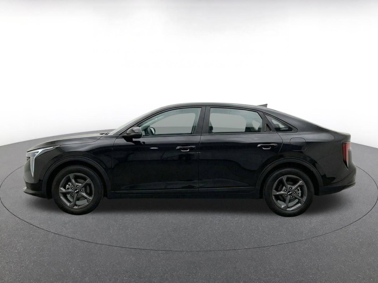 Used 2025 Kia K4 FWD image 13