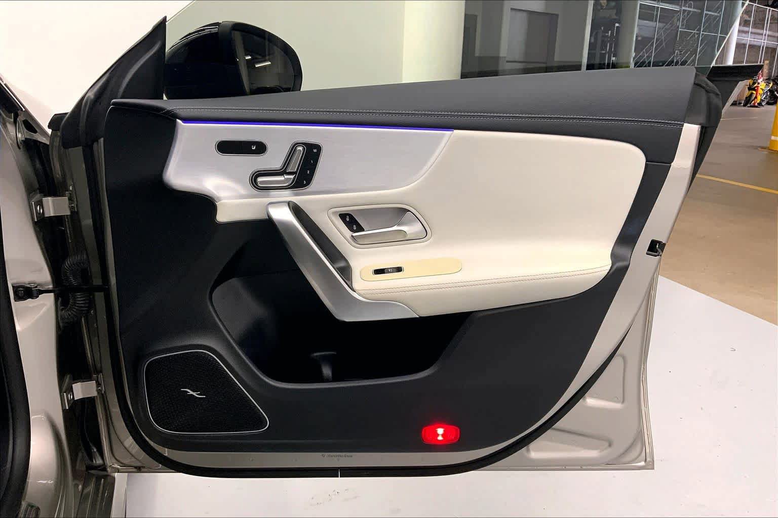 Certified 2020 Mercedes-Benz CLA 35 AMG 4MATIC image 9