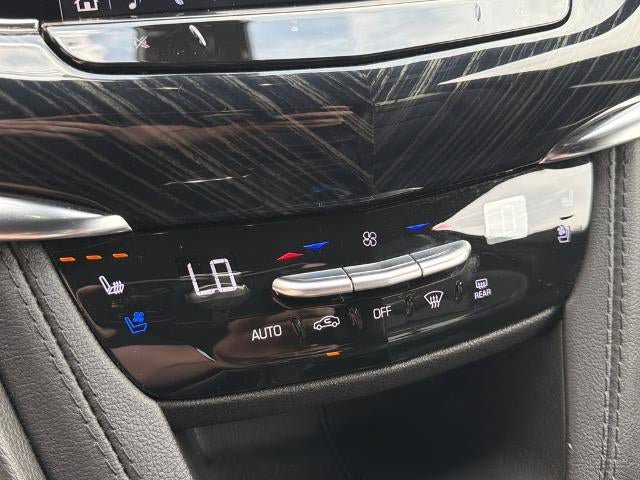 Used 2023 Cadillac XT6 Premium Luxury w/ Technology Package FWD image 34