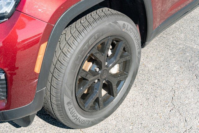 Certified 2023 Jeep Grand Cherokee Limited RWD image 9