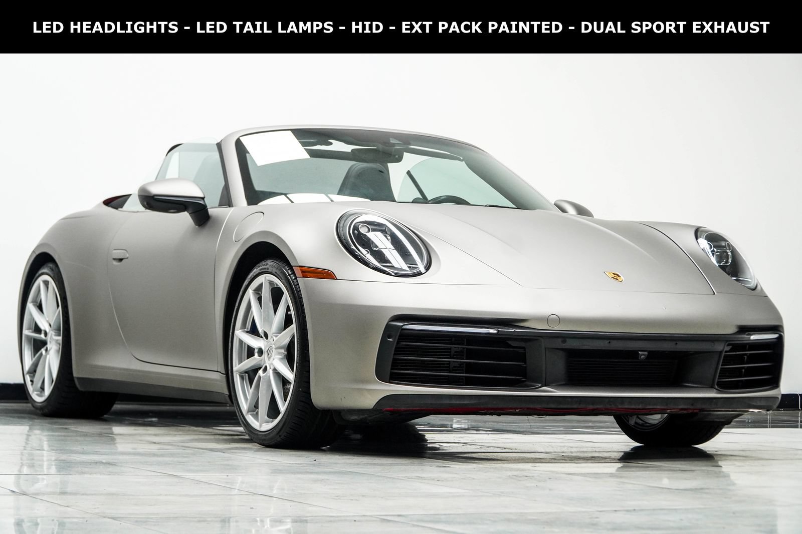 Used 2022 Porsche 911 Carrera w/ Premium Package RWD image 4