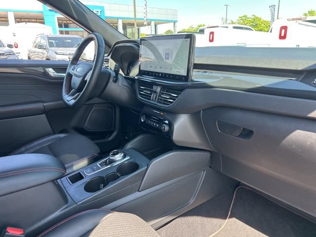Used 2023 Ford Escape ST-Line Select w/ Tech Pack #2 AWD/4WD image 33