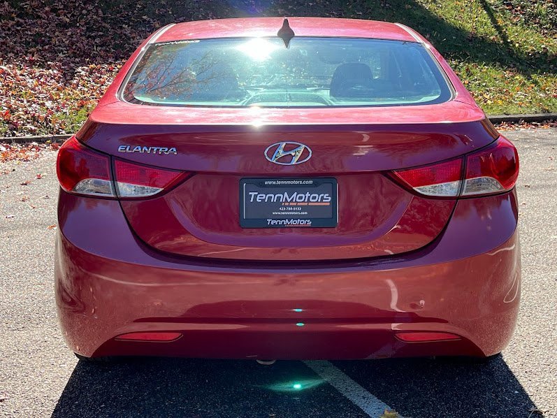 Used 2013 Hyundai Elantra GLS w/ Preferred Pkg image 22