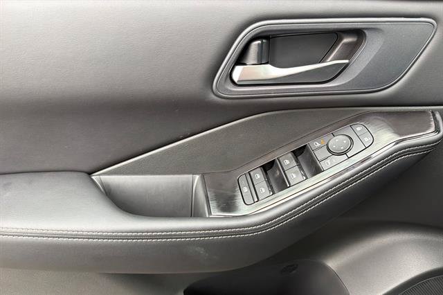 New 2026 Nissan Rogue SV FWD image 11