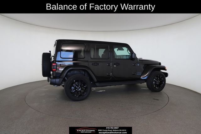 Used 2025 Jeep Wrangler Unlimited Sahara image 21