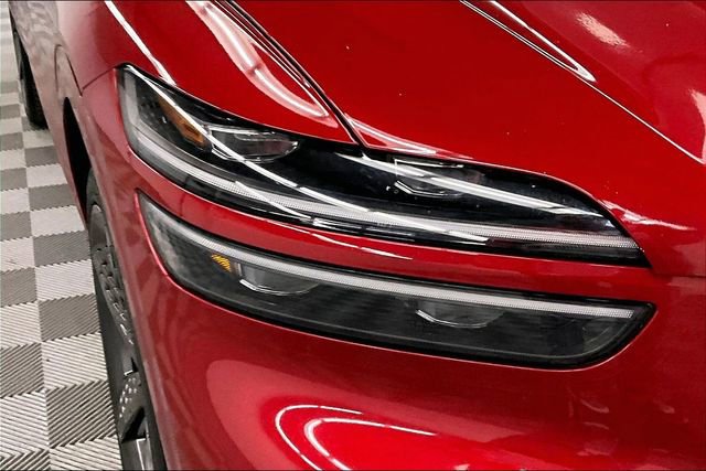 Used 2023 Genesis GV70 2.5T w/ Sport Prestige Package image 33