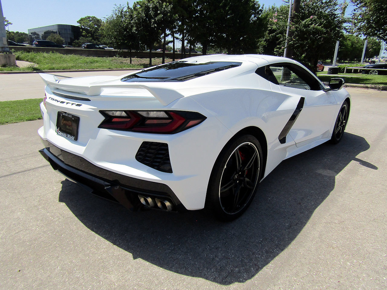 Used 2022 Chevrolet Corvette Stingray Preferred Cpe w/ 2LT RWD image 5