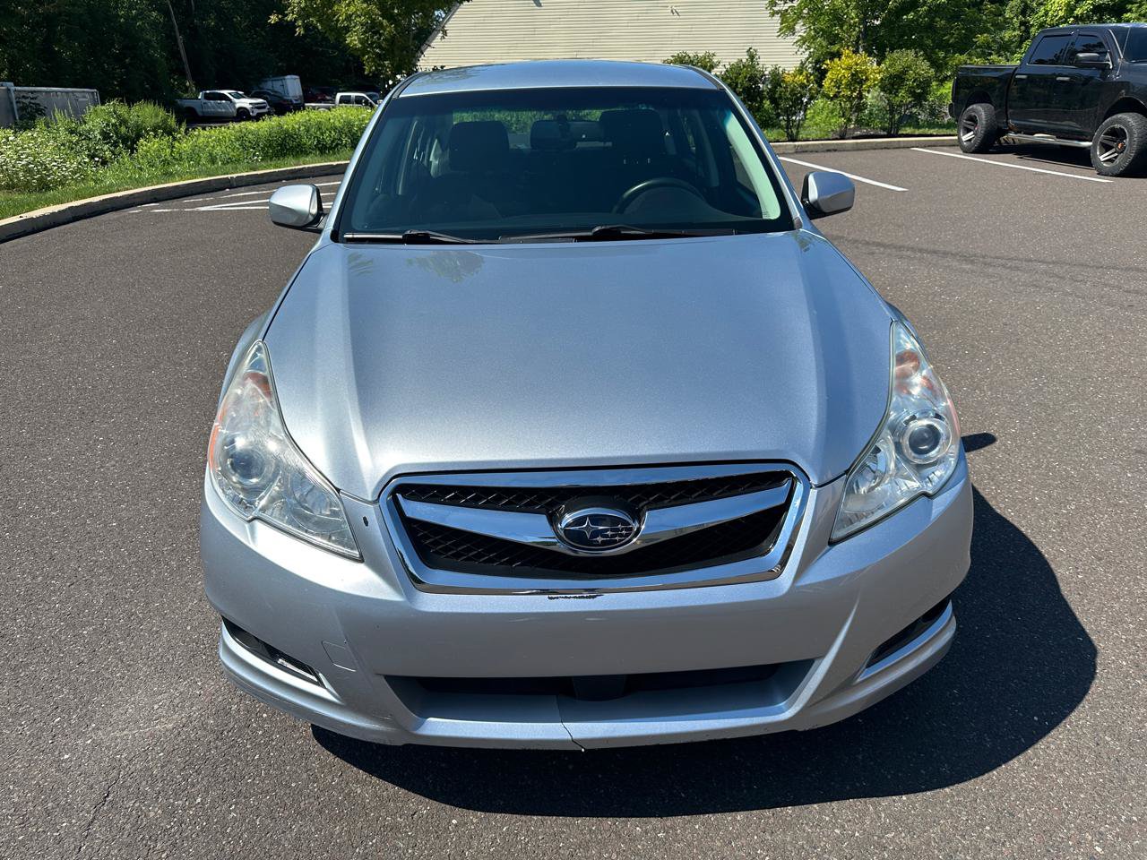 Used 2012 Subaru Legacy 2.5i Premium AWD/4WD image 2