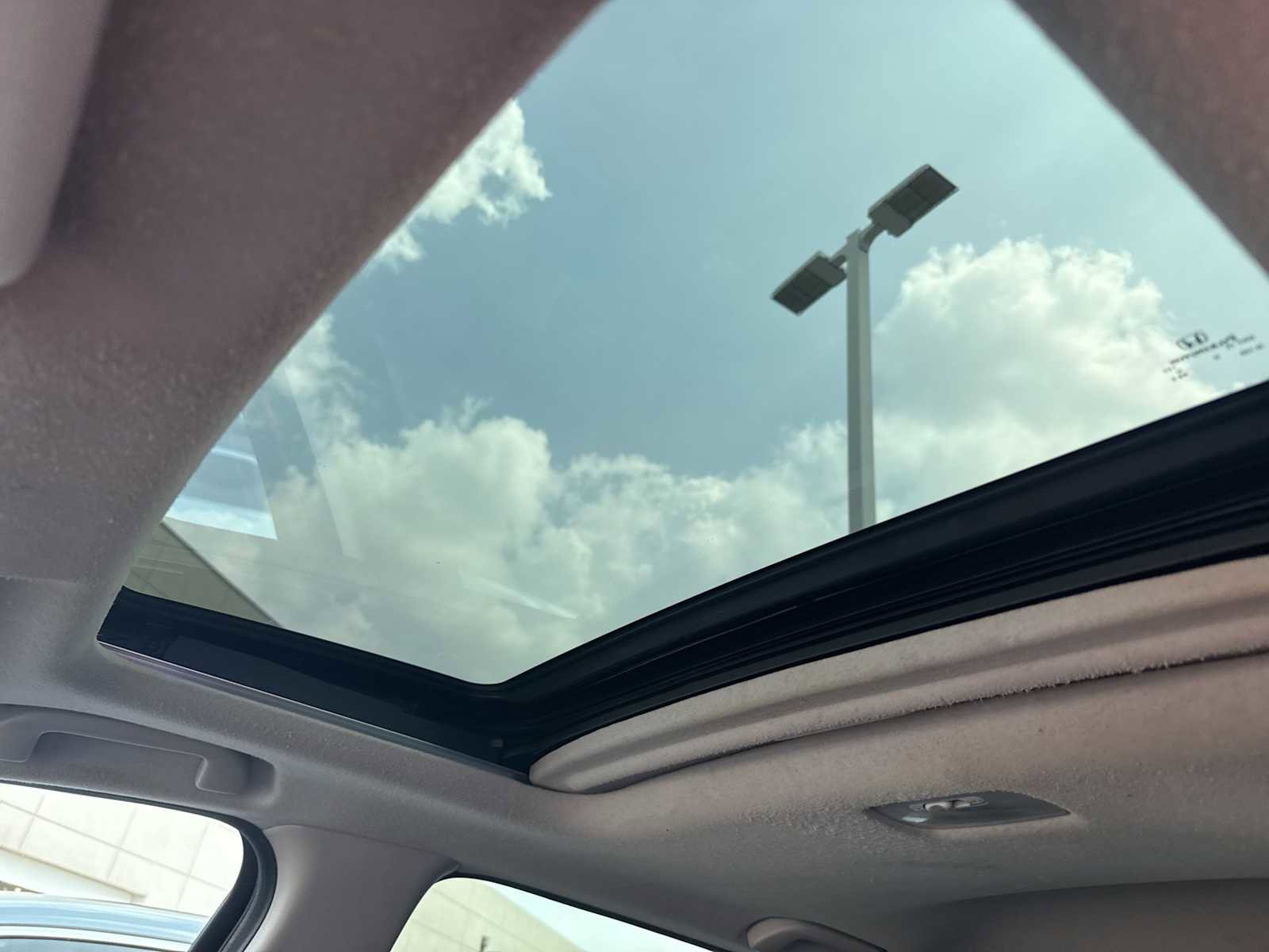 Used 2018 Honda Fit EX-L image 9